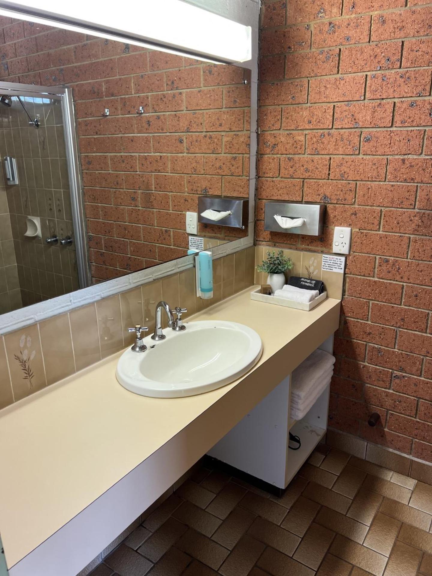 Alexandra Motor Inn Zewnętrze zdjęcie